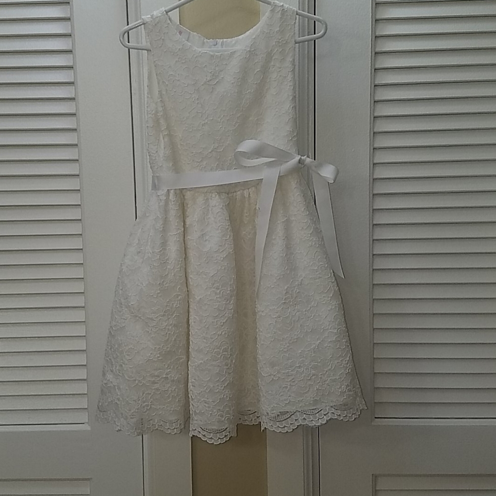 Julia Lee formal flower girl dress white size 8